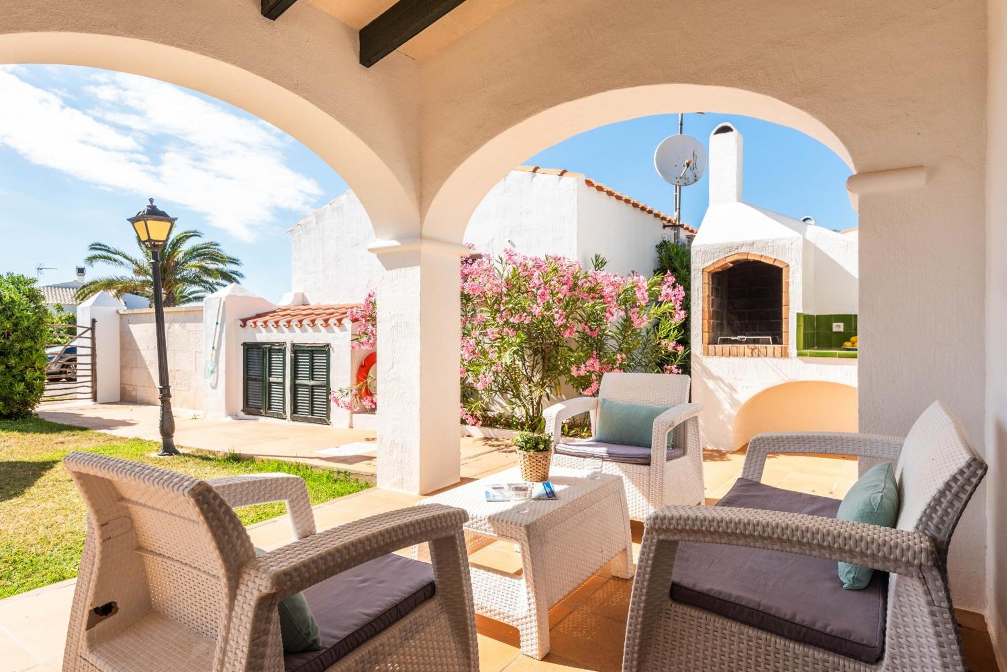 Villas Begonias กาลาเอนบอสช์ ภายนอก รูปภาพ